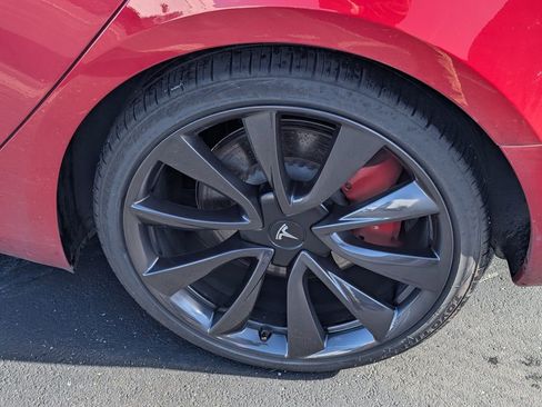 Used 2020 Tesla Model 3 Performance image 19