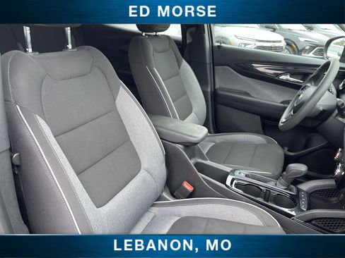Used 2025 Chevrolet TrailBlazer LT AWD/4WD image 25