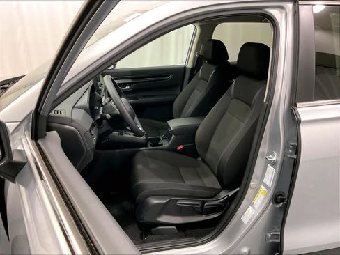 Used 2025 Honda CR-V LX image 10