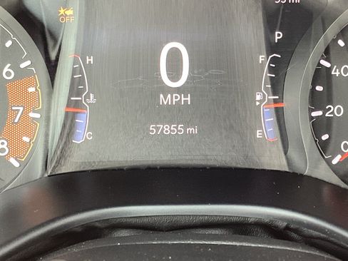 Used 2024 Jeep Compass Limited AWD/4WD image 2
