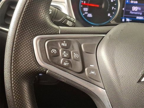 Used 2022 Chevrolet Equinox LT w/ LPO, Floor Liner Package image 21