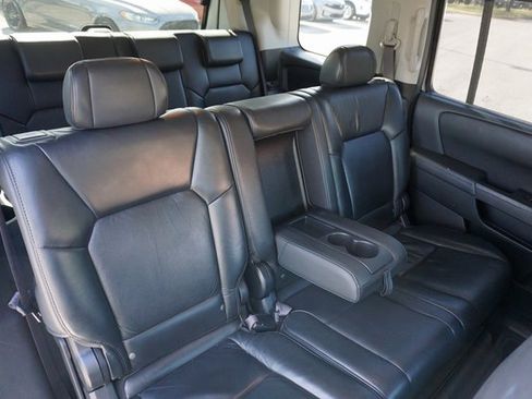 Used 2011 Honda Pilot Touring image 20