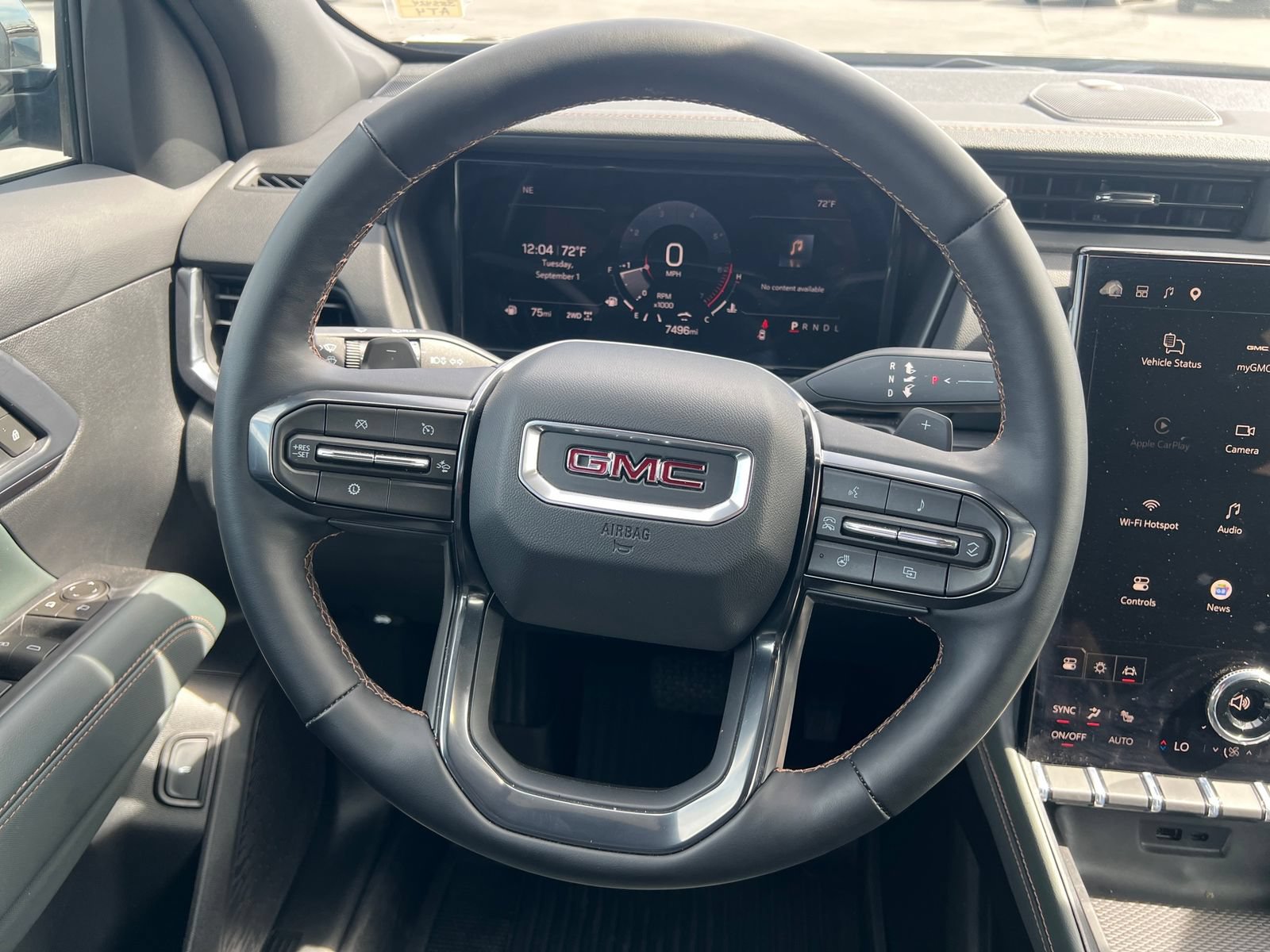 New 2026 GMC Terrain AT4 w/ LPO, Black Badging Package AWD/4WD image 17