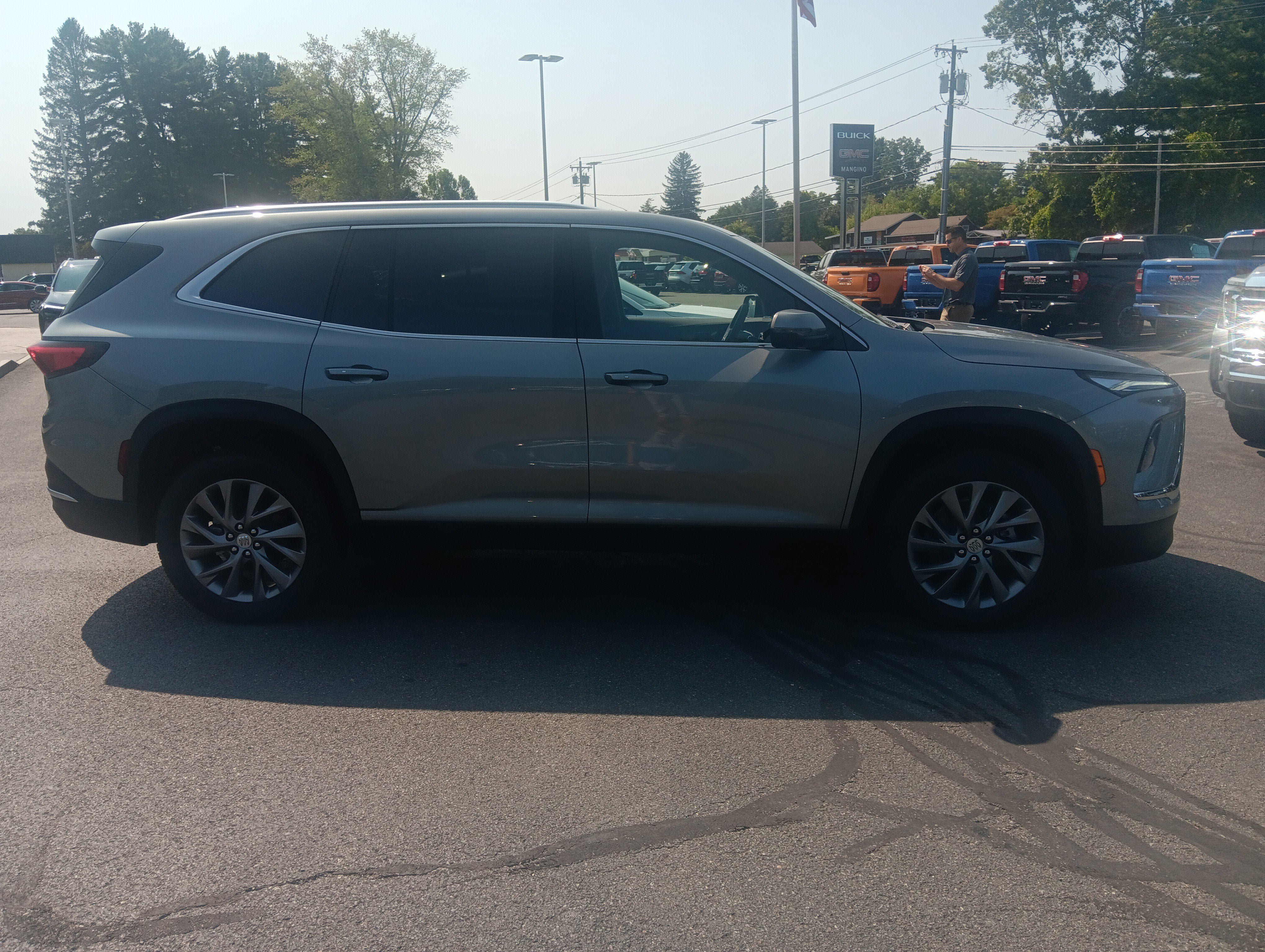 New 2026 Buick Enclave Preferred w/ Power Package AWD/4WD image 9