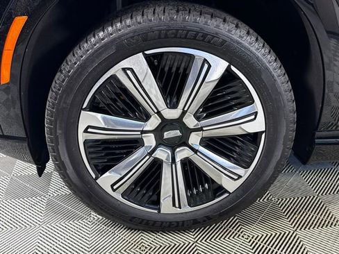 New 2025 Cadillac Escalade IQ Luxury 2 AWD/4WD image 13