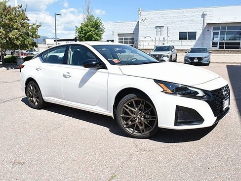 New 2025 Nissan Altima 2.5 SR image 1