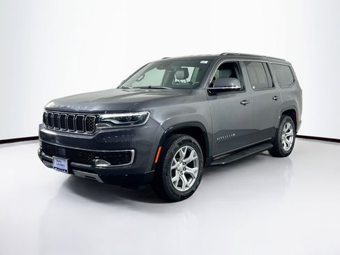 Used 2022 Jeep Wagoneer Series II image 1