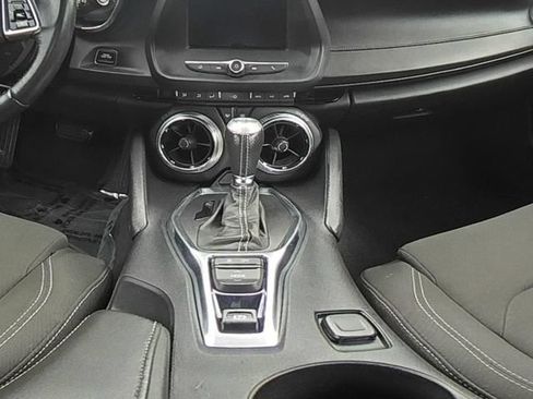 Used 2020 Chevrolet Camaro LT RWD image 22