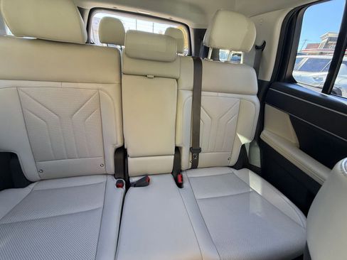 Used 2025 Hyundai Santa Fe SEL image 37