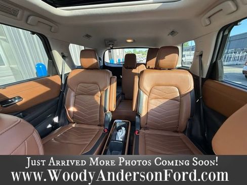 Used 2023 Nissan Pathfinder Platinum image 6