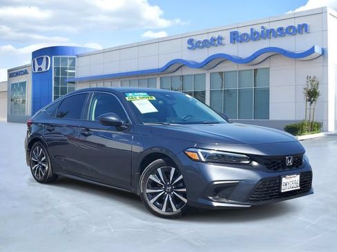 Certified 2024 Honda Civic EX-L image 1