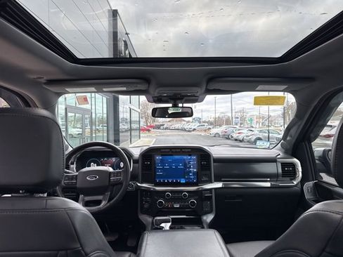 Used 2022 Ford F150 Lariat w/ Equipment Group 502A High image 13