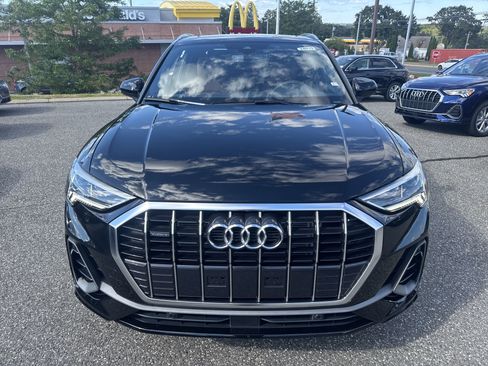 New 2025 Audi Q3 2.0T Premium image 1