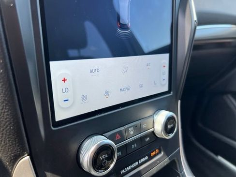 Certified 2024 Ford Edge ST-Line AWD/4WD image 14