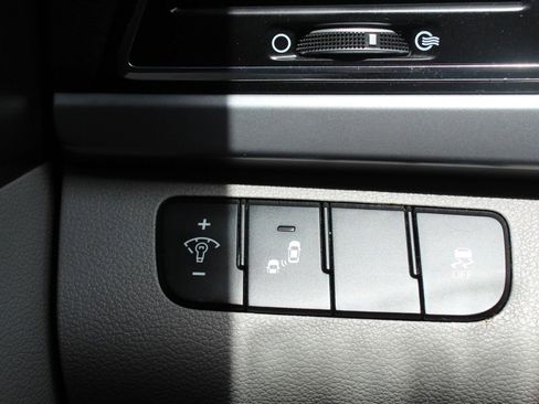 Used 2017 Hyundai Elantra SE w/ SE A/T Tech Package 03 FWD image 26