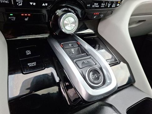 Used 2023 Acura MDX Technology image 17