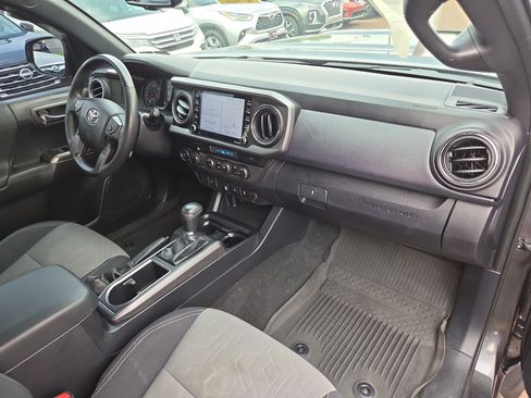 Certified 2021 Toyota Tacoma TRD Sport AWD/4WD image 17