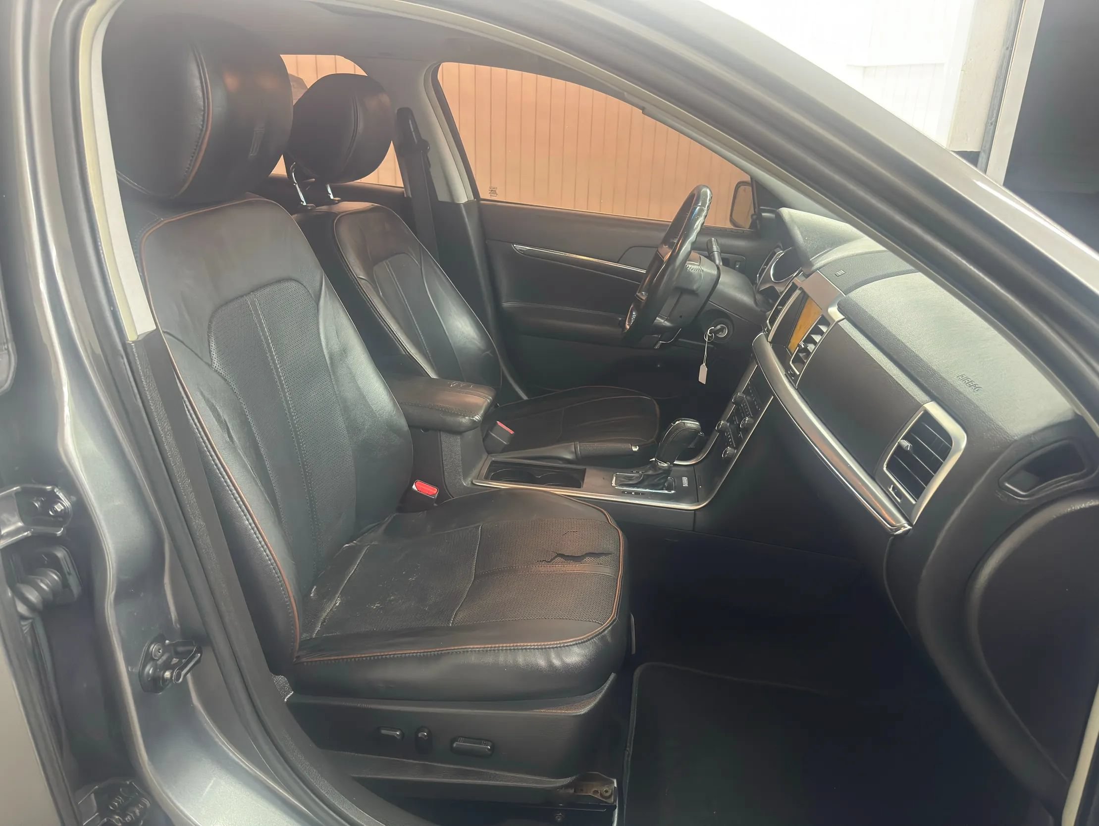 Used 2010 Lincoln MKZ FWD image 10