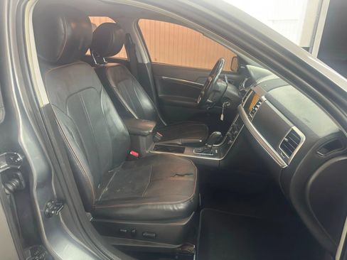 Used 2010 Lincoln MKZ FWD image 10