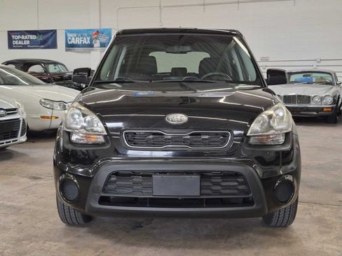 Used 2012 Kia Soul FWD image 2