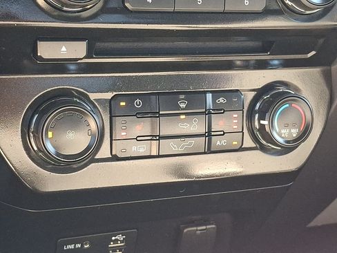 Used 2015 Ford F150 XLT w/ Equipment Group 302A Luxury AWD/4WD image 15
