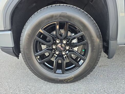 New 2026 GMC Sierra 1500 Elevation image 28