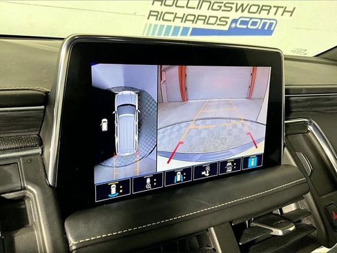 Used 2021 GMC Yukon SLT w/ SLT Premium Package image 17