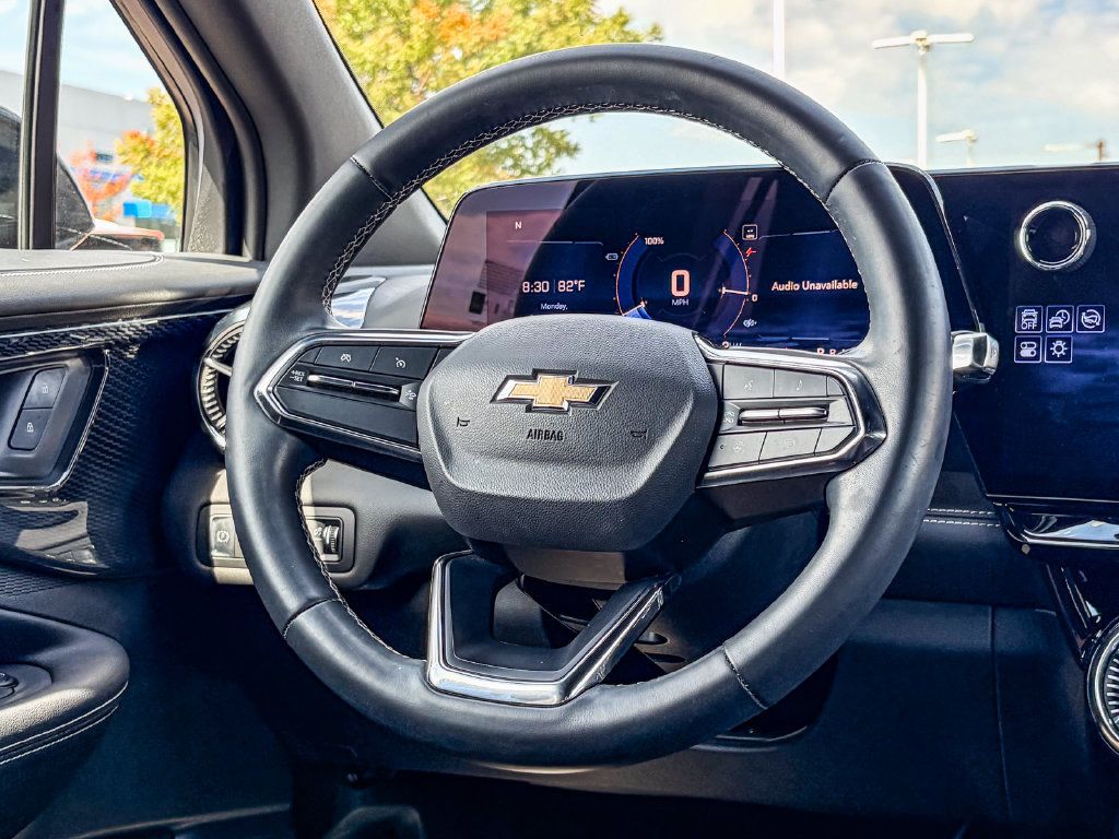Used 2024 Chevrolet Blazer EV LT AWD/4WD image 18