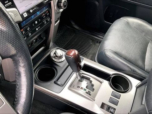 Used 2023 Toyota 4Runner Limited AWD/4WD image 12