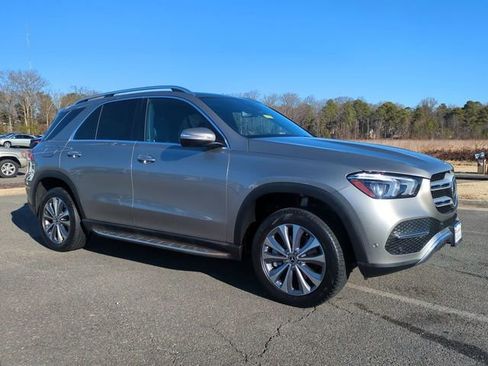 Used 2023 Mercedes-Benz GLE 350 4MATIC image 2