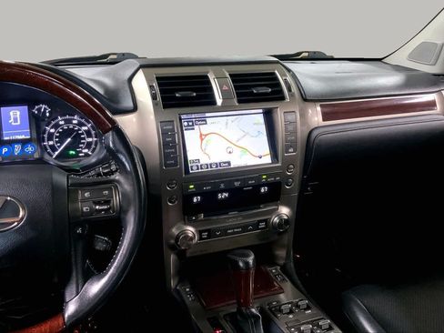 Used 2014 Lexus GX 460 Luxury AWD/4WD image 7