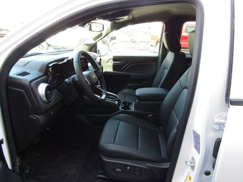 New 2026 Chevrolet Colorado LT image 24