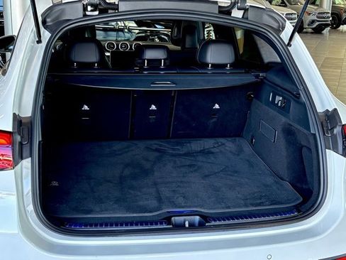 Certified 2025 Mercedes-Benz GLC 300 image 33