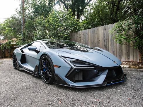Used 2024 Lamborghini Revuelto AWD/4WD image 7