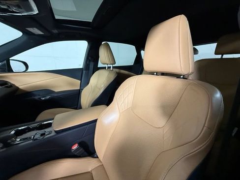 Used 2023 Lexus RX 350 Premium w/ Cold Area Package FWD image 5