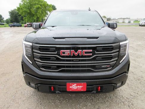 New 2026 GMC Sierra 1500 AT4 w/ AT4 Premium Package AWD/4WD image 11