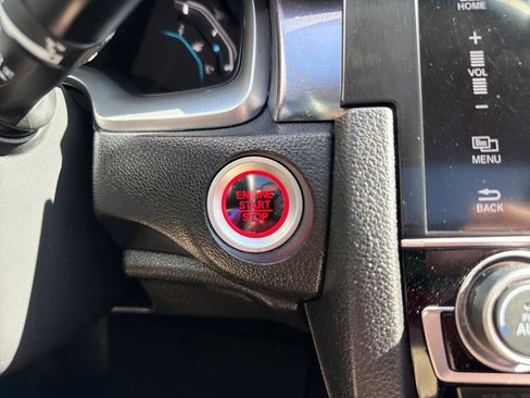 Used 2016 Honda Civic EX-T image 16