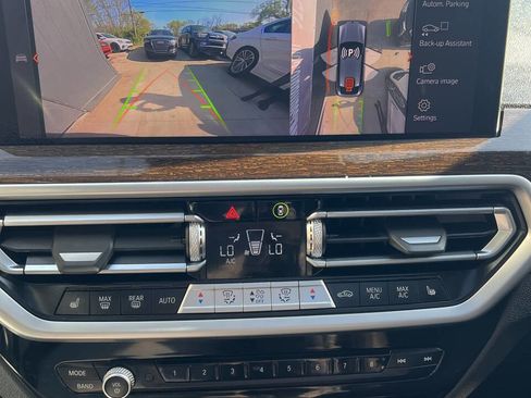 Used 2022 BMW X4 xDrive30i w/ Parking Assistance Package image 22