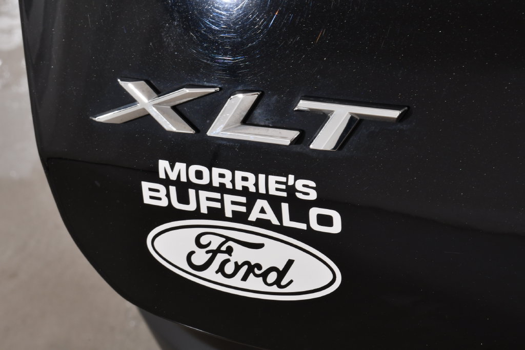 Used 2023 Ford Explorer XLT w/ Equipment Group 202A AWD/4WD image 23