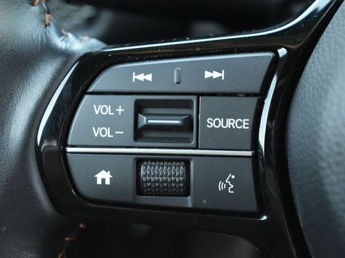 Used 2025 Honda HR-V Sport image 18