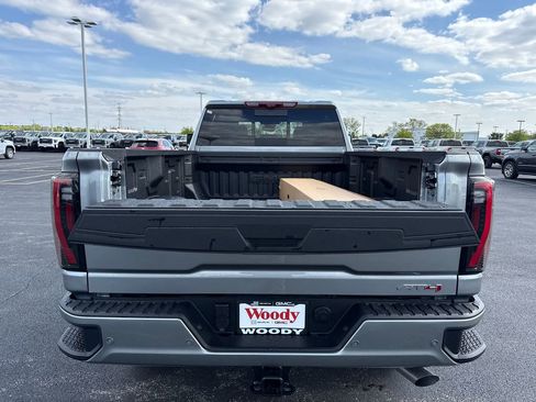 New 2026 GMC Sierra 3500 AT4 w/ AT4 Premium Plus Package AWD/4WD image 35