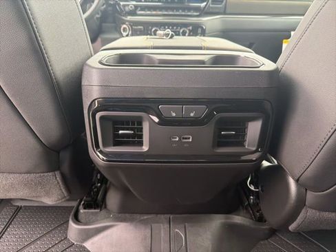 New 2026 Chevrolet Silverado 2500 ZR2 image 39