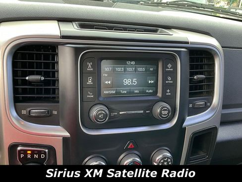 Used 2017 RAM 1500 Classic SLT AWD/4WD image 13