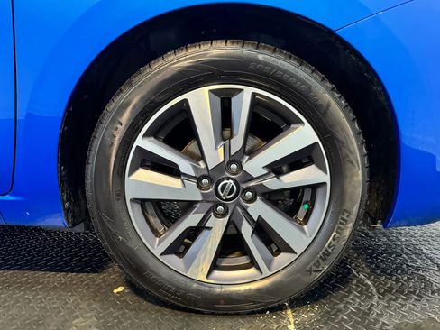 Used 2020 Nissan Versa SV FWD image 29