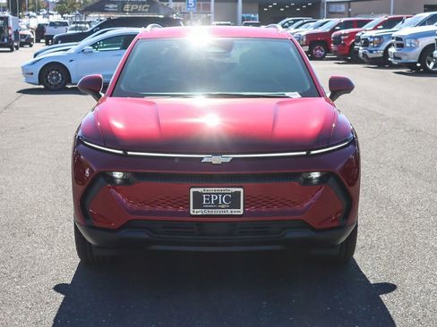 Used 2026 Chevrolet Equinox EV LT image 6