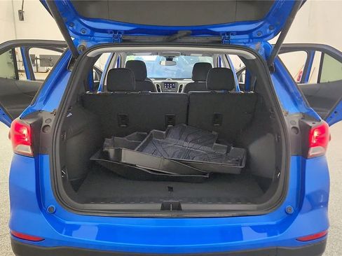 Used 2024 Chevrolet Equinox LT w/ LPO, Floor Liner Package FWD image 19