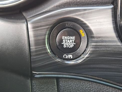 Used 2019 Jeep Grand Cherokee Limited X image 46