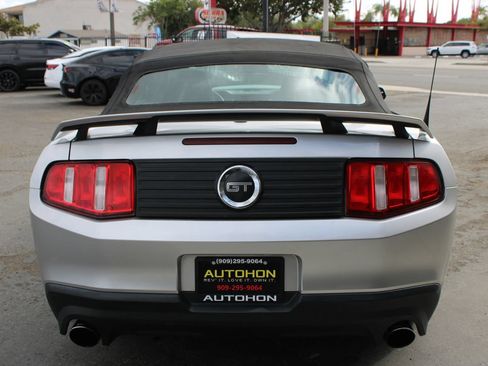 Used 2011 Ford Mustang GT Premium RWD image 29