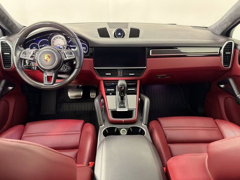 Used 2023 Porsche Cayenne Turbo image 20