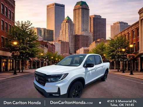 New 2026 Honda Ridgeline Black Edition image 3